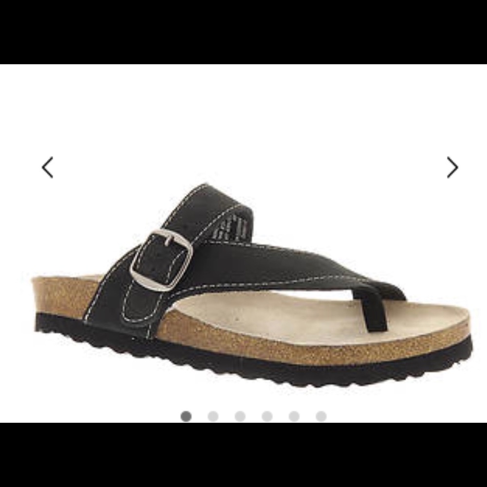 Sandals size 8